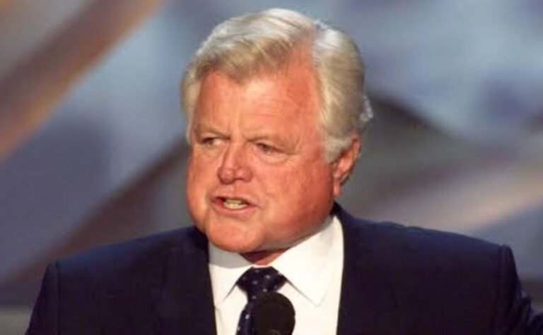 Ted Kennedy: The Lion Who Outlasted the Camelot Myth